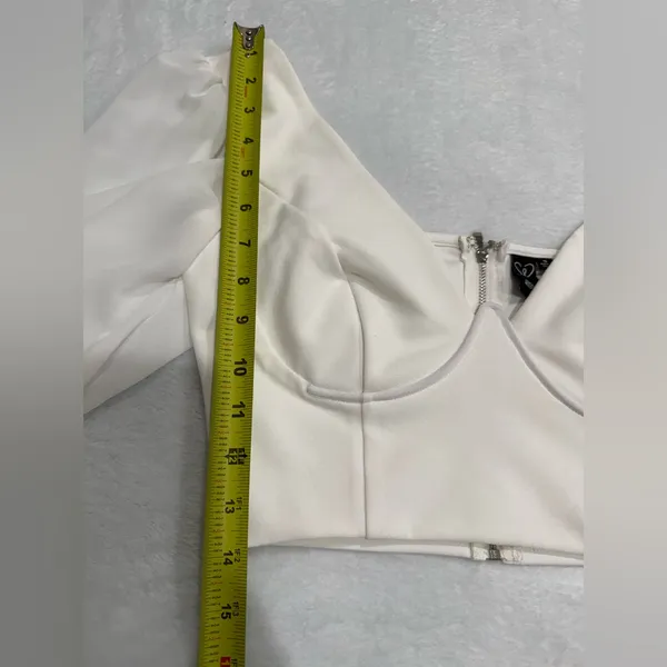 Windsor Chiffon sleeve crop top size small - Image 4