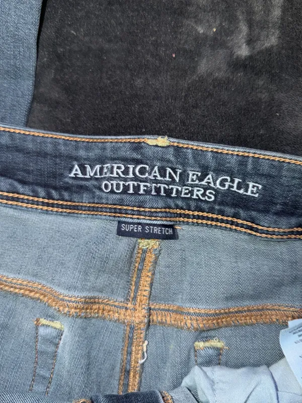 American Eagle Jeans - Image 4