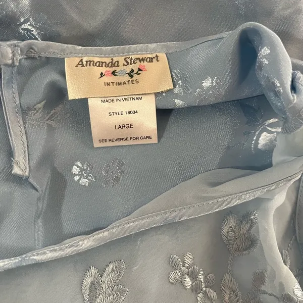 Embellished Blue Sleeveless Tank Top - Image 3