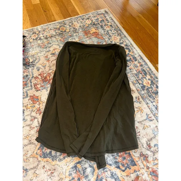 Lululemon Army Green Long Sleeve - Image 4