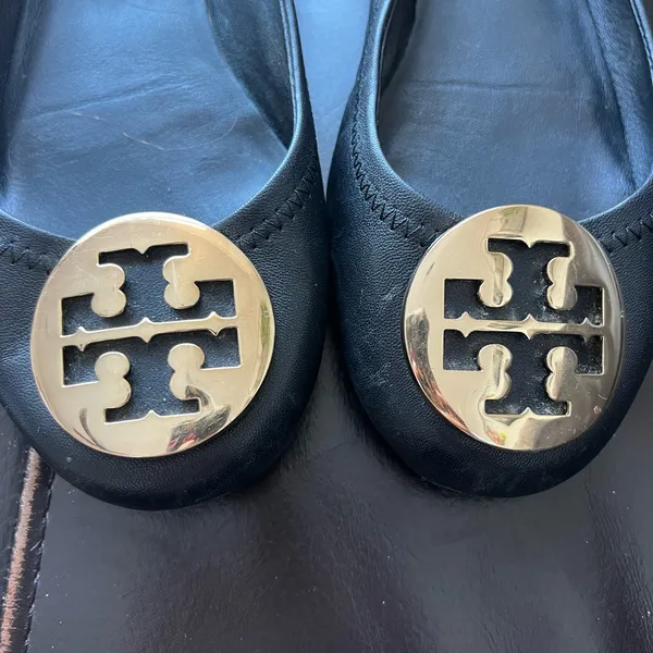 Tory Burch Minnie Travel ballet flats with a gold logo - Image 5