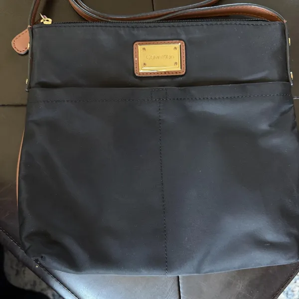 Calvin Klein Crossbody Bag Womens Medium Black Nylon Brown Trim Zip Pocket - Image 3
