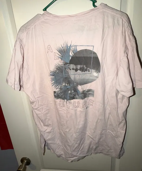 Men’s shirt Pink Size XL - Image 3