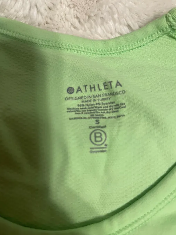 Athleta green swiftly tech - Image 3
