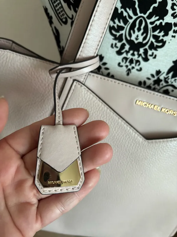 Michael Kors Purse - Image 6
