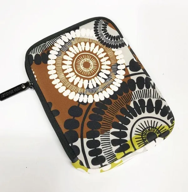 Vera Bradley eReader Tablet Zip Sleeve Pouch - Image 3