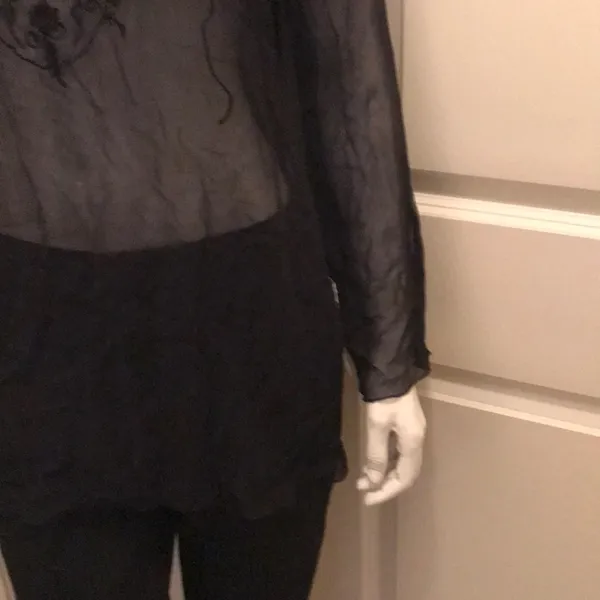 Cover up Black Size M - Image 3