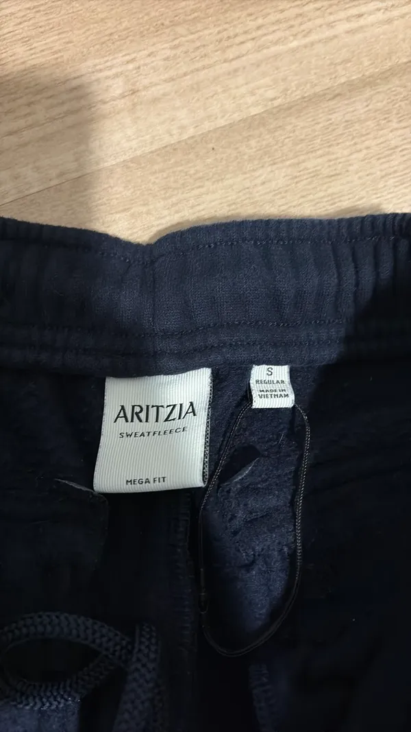 Small Aritzia navy blue sweatpants - Image 2
