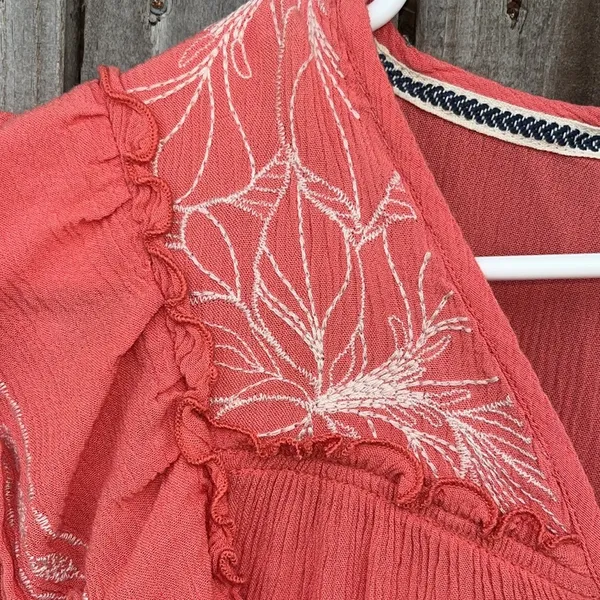 Knox Rose Coquette girl top ruffles embroidered‎ vneck lightweight boho size small top - Image 4