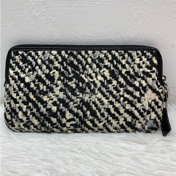 COACH Donegal Double Zip Wallet Pouch - Image 2
