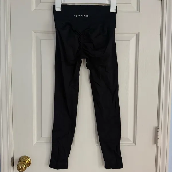 Gymshark V3 define leggings - Image 3