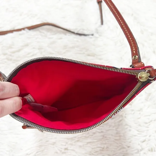 Dooney & Bourke Washington Nationals MLB Red‎ Nylon Crossbody Bag Purse - Image 4