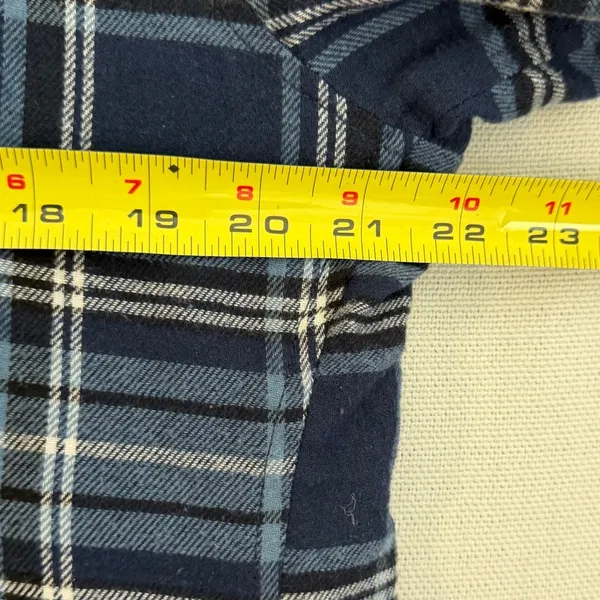 Tough Duck Women's Plush Pile-Lined Flannel Work Hoodie size large - Image 6