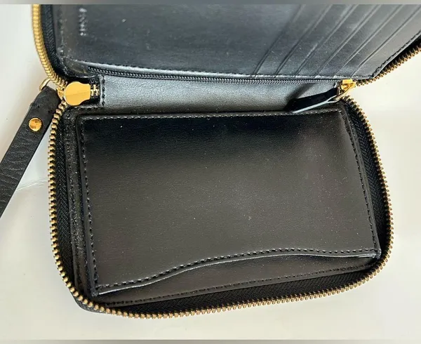 Marc Jacobs Empire City Leather Wristlet - Image 7