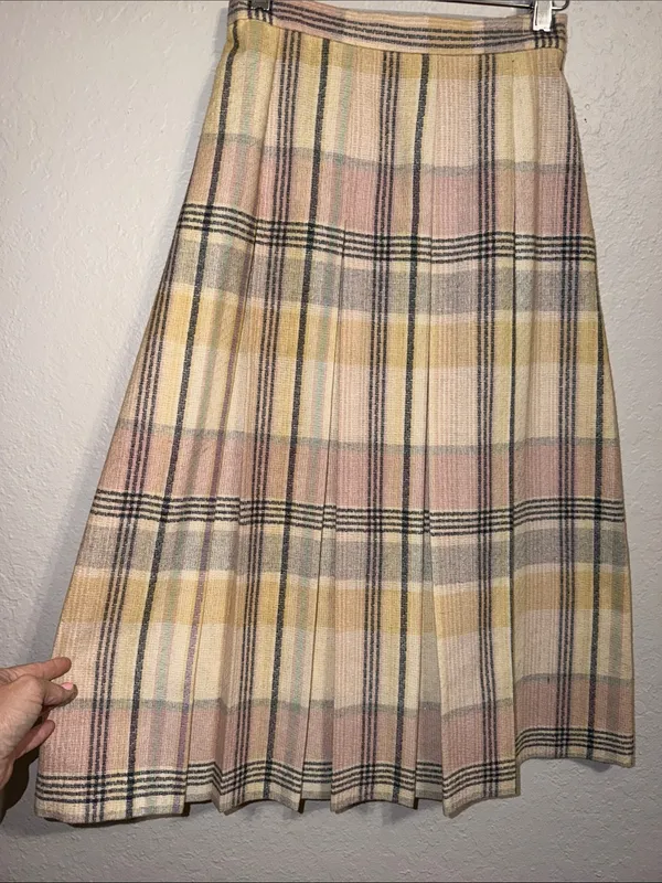 vintage midi skirt plaid 100% wool modest 70s skirt pastels neutrals - Image 2