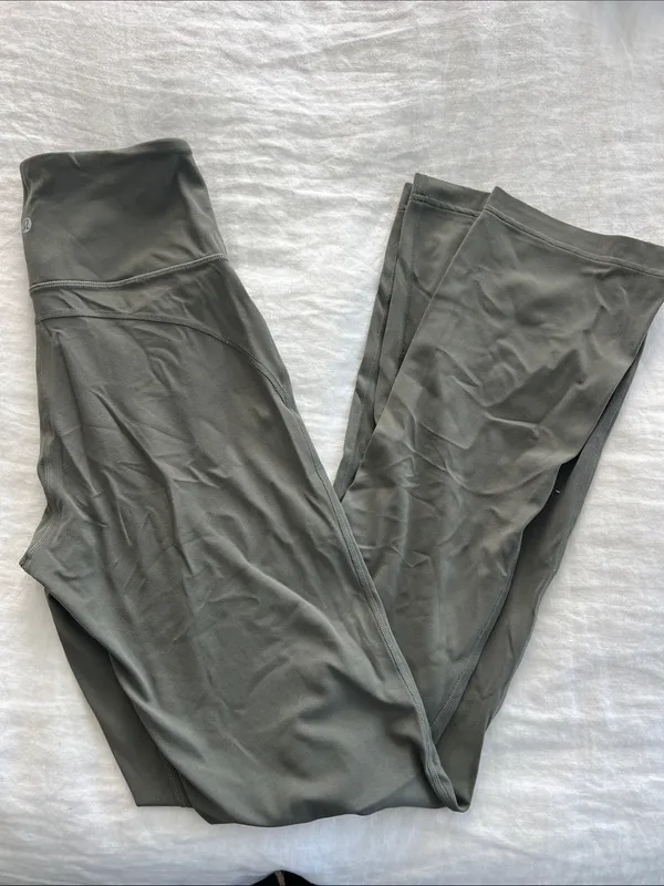 Lululemon Groove Super-High-Rise Flared Pant Nulu *Regular Army Green - 6 - Image 3