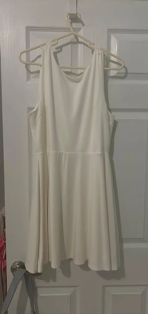 Francesca’s white dress - Image 2
