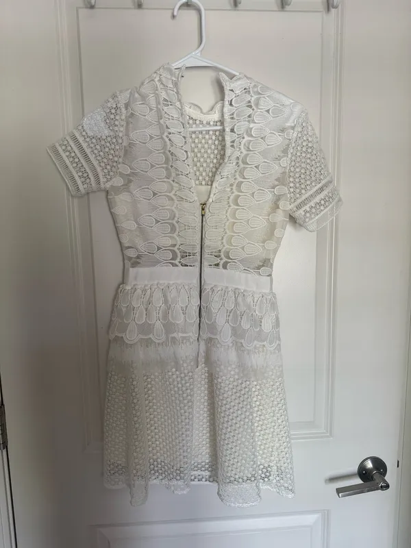 Self Portrait Sculptured Tier Drop Peplum White Lace Dress - Image 7