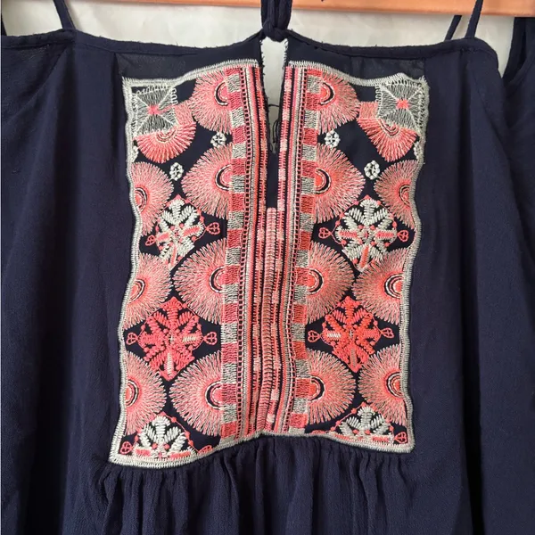 Francescas Alya Navy Embroidered Cold Shoulder Bohemian Babydoll Dress - Image 3