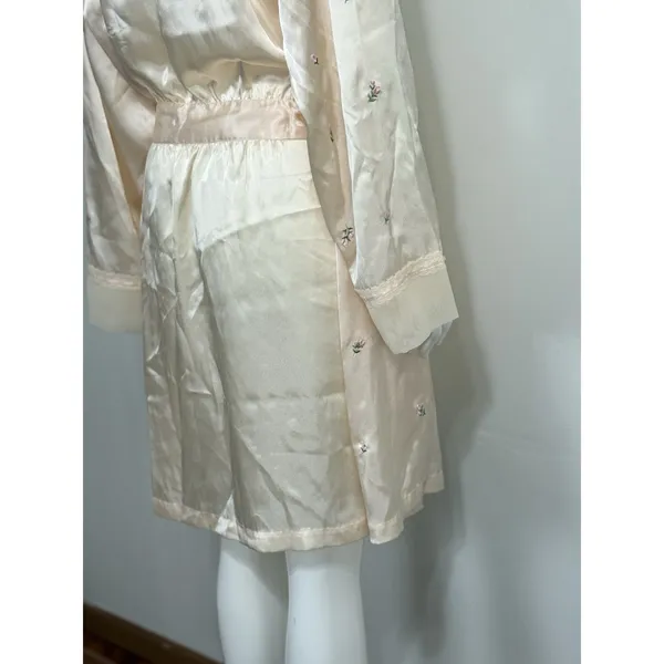 Morgan Taylor Women's Size XL Satin Cream Floral Kimono Robe Belt Embroidered - Image 9