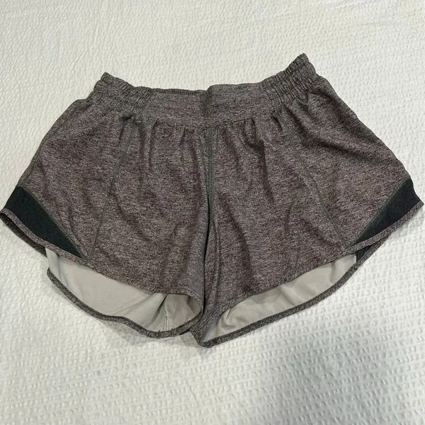 Lululemon gray hotty hot shorts 4” size 6 - Image 2