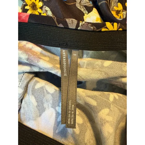 Anthropologie boho‎ whimsi dainty resort fairy Floral Midi Skirt Black Multi Sm - Image 5