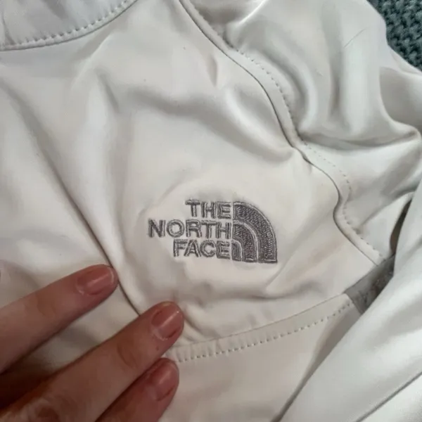 The North Face Women's Soft Shell Jacket White Gray Size S Windstopper EUC - Image 9