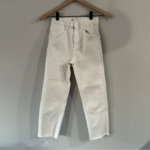Zara Cream Women's Ankle Cropped Size 0 Jeans - Image 5