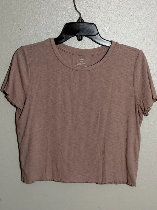 Aerie Women's Mauve‎ Tan Ribbed Crewneck Short Sleeve Crop Top Minimalist size M - Image 2