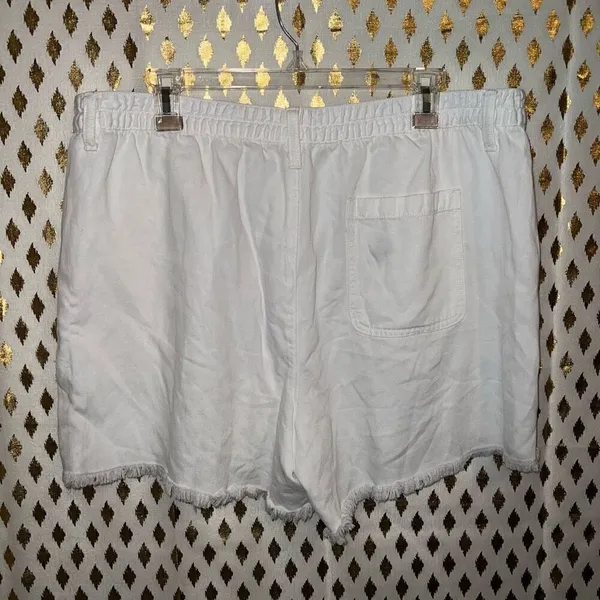 Aerie Midi White Adventure Shorts Frayed Raw Hem Size XL - Image 4