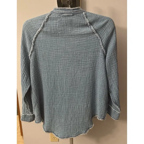Aerie Women's Blue Gauze Button Down Long Sleeve Shirt Size XS - Image 4