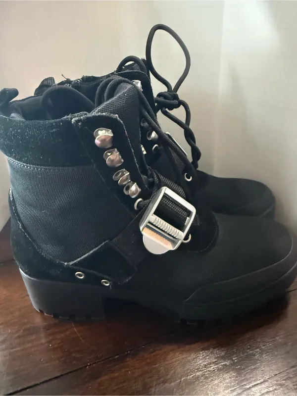 Steve Madden women's Grady Black Chunky Black Boots booties Size 8 - Image 3