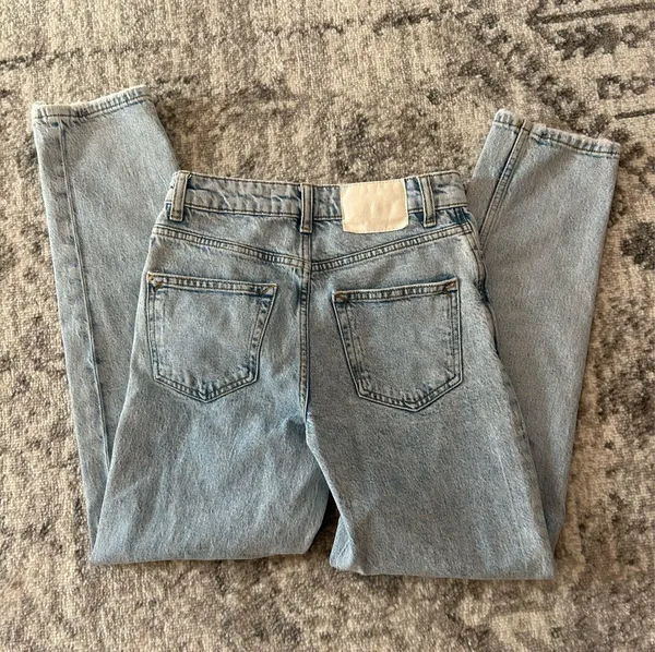 ZARA Z1975 High-Waist Mom Leg Jeans - Image 2