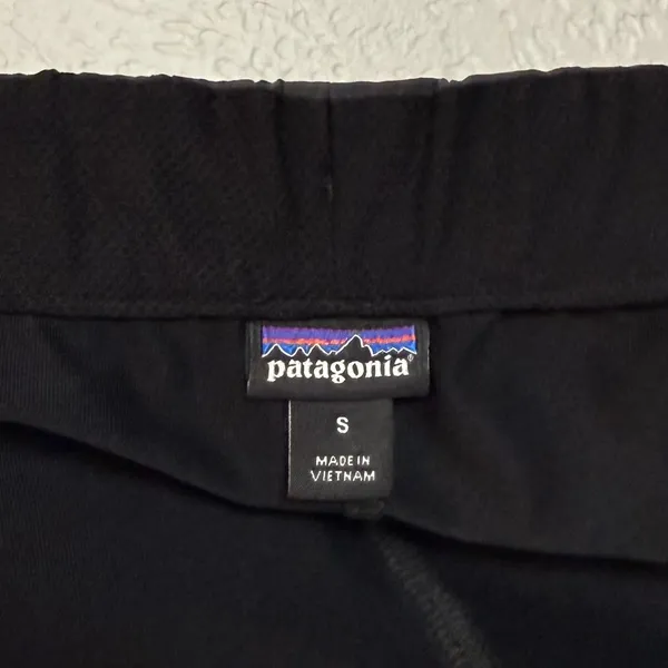 Patagonia Women's Happy Hike Skort Hiking Trail Adventure Size Small - Image 3