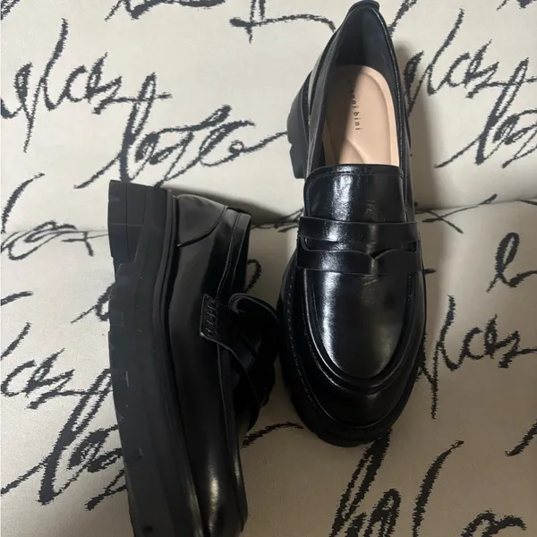 Gianni Bini Black Leather Slip-On Loafers #22 - Image 2