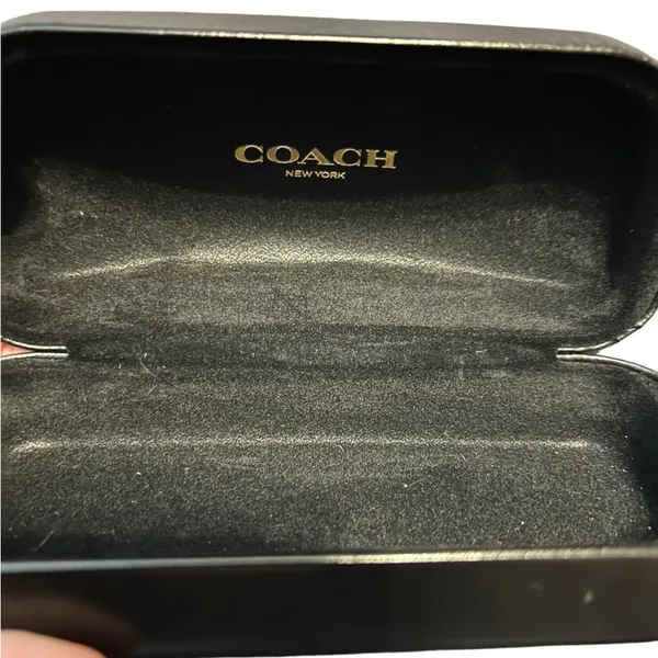 Coach black sunglass case - Image 4