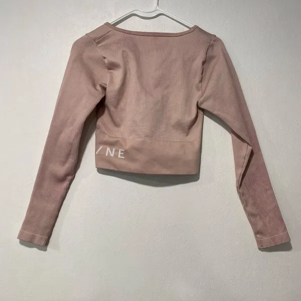 OFFLINE by Aerie Pink Ribbed Long Sleeve Crop Top Women’s S Seamless Active flaw - Image 3