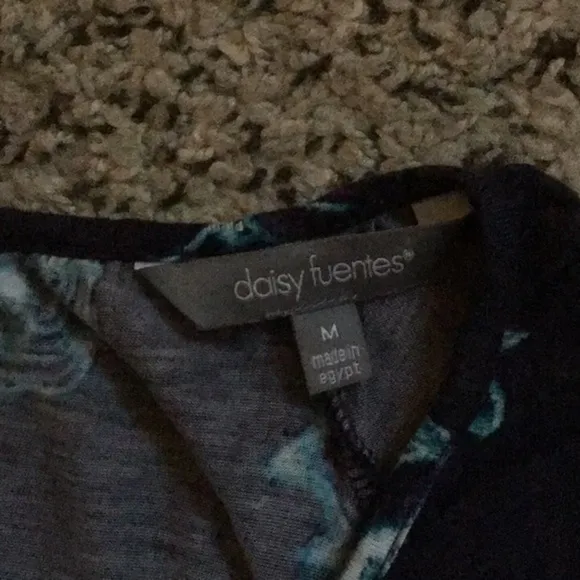 Daisy‎ Fuentes Purple with White and Blue Flowers size medium - Image 3
