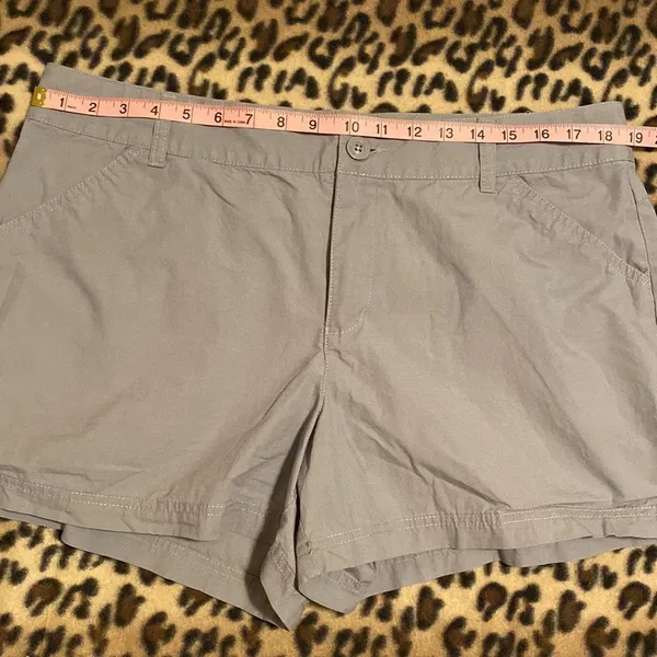 Columbia Shorts Women’s Size 16 Columbia Sportswear Women's Washed Out Shorts 4” - Image 10