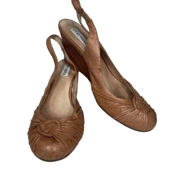 Steve Madden Gladice Leather Slingback Wedge‎ Heels - Image 4