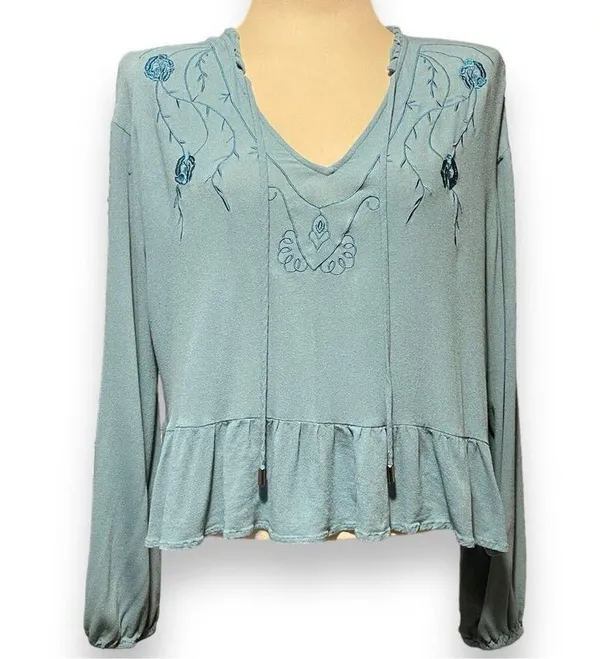 Lulu’s Island in the Sun Turquoise Blue Long Sleeve Embroidered Top Large - Image 4