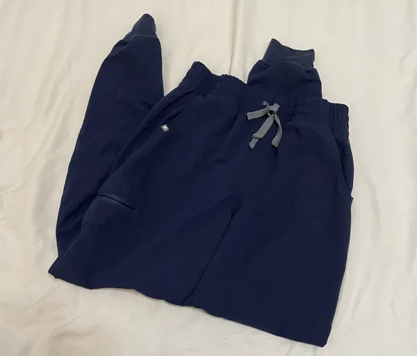 FIGS Navy Scrubs Joggers - Image 2