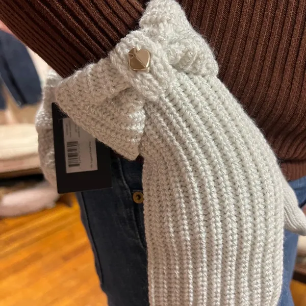 Kate Spade Cream Knit Mittens with Bow - Image 3