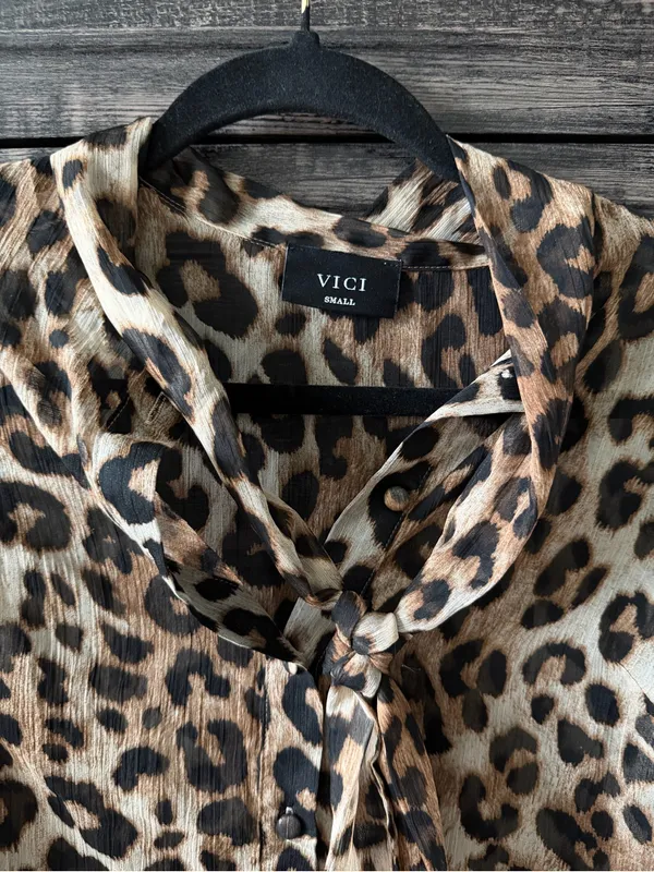 VICI Leopard Tie-Neck Blouse in Brown and Black - Image 3