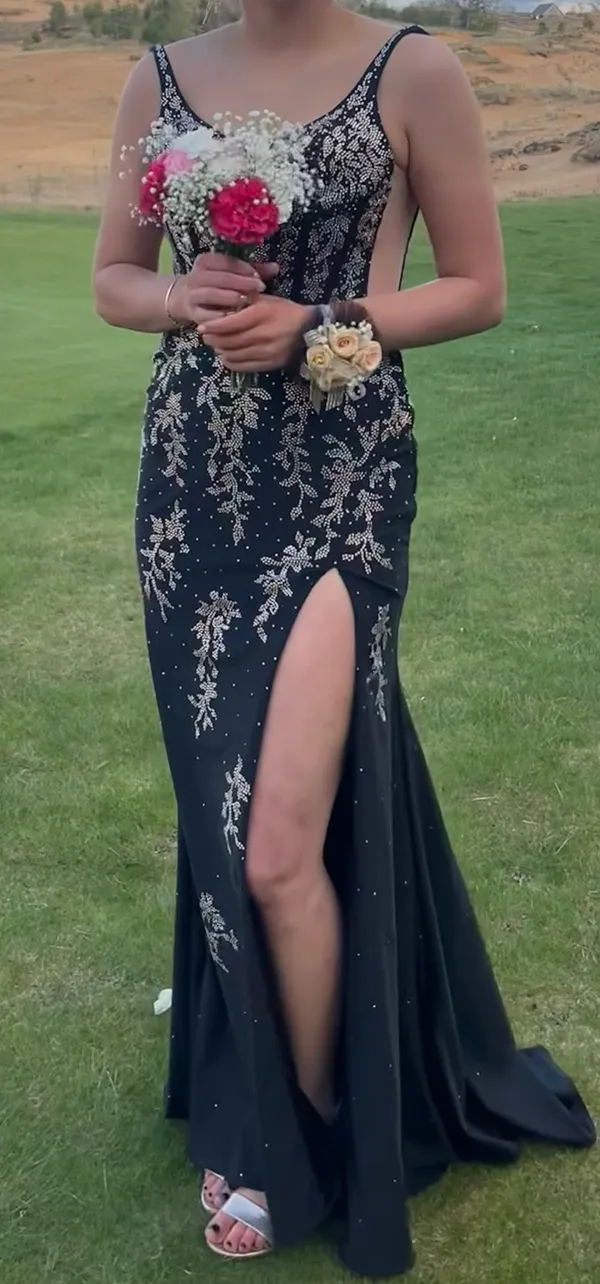 Amara 88854 prom dress Black Size 6 - Image 5