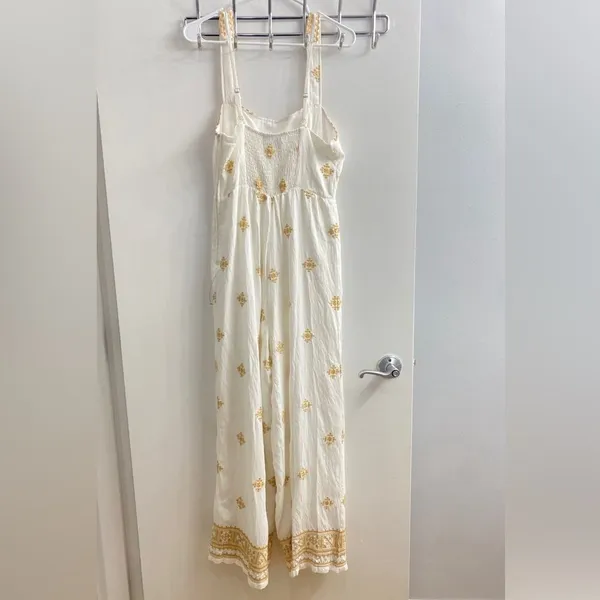 Lulu's Wide Leg Jumpsuit Size M - Image 4
