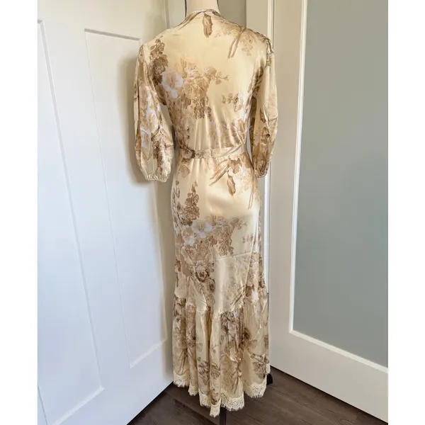 Gold Hawk 100% Silk Floral V Neck Belted Maxi Dress Eyelash Lace Trim Womens XS - Image 4