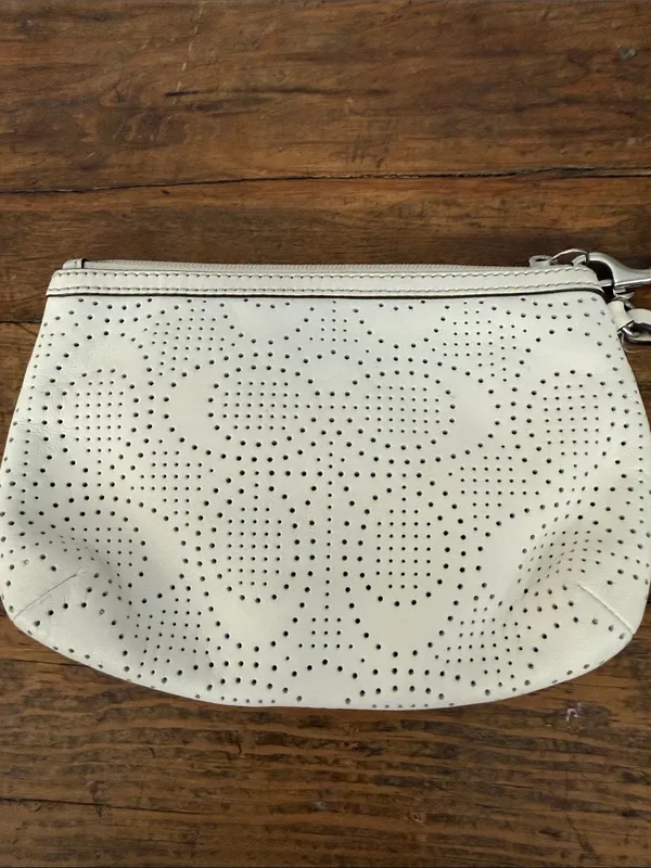 Coach White Perforated Cs Leather Wristlet Silver Hardware - Image 4