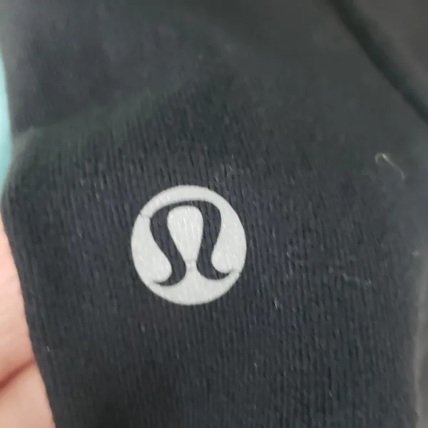 Lululemon black Reversable flare Groove pant OG’s excellent condition! - Image 6