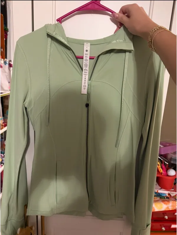 Lululemon Nulu Define Jacket Hooded Green - Image 2